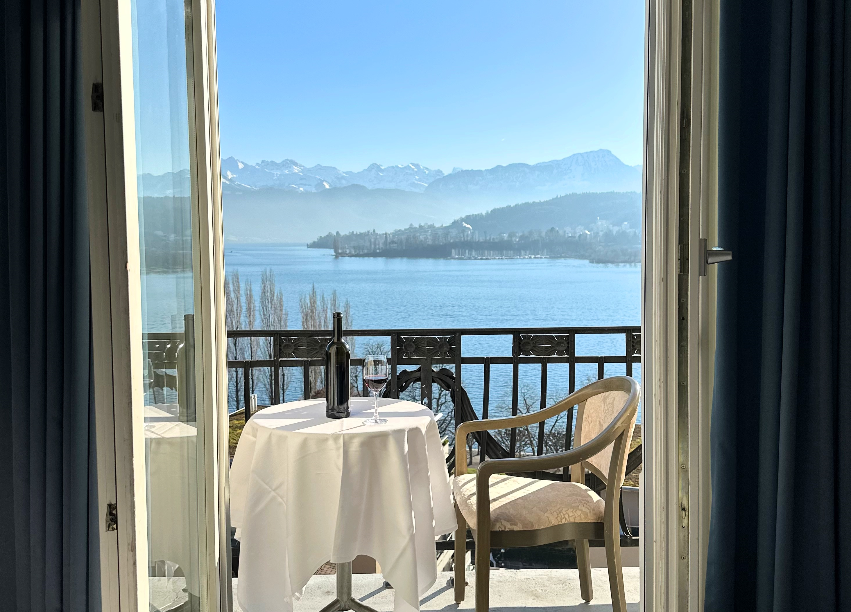 View Hotel Royal Lucerne Rooms