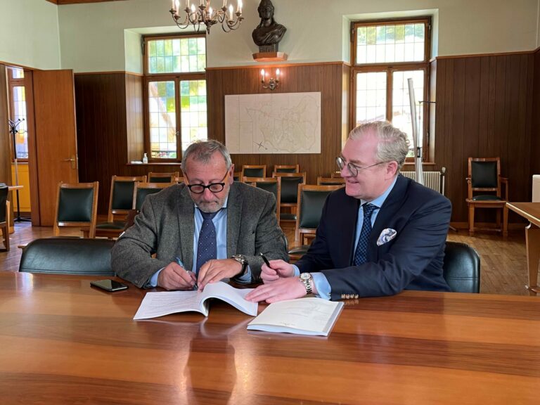 Hotel Contract Press Grandmet Scaled.jpg